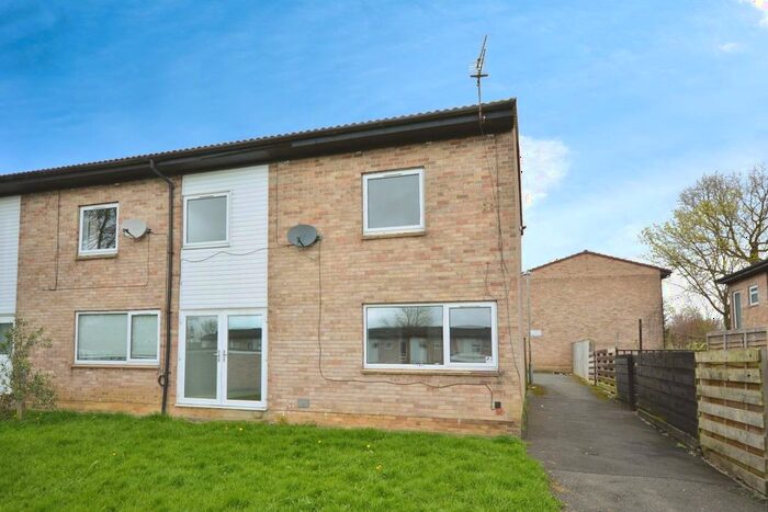 3 Bedroom Property To Rent In Winterburn Place, Newton Aycliffe, DL5
