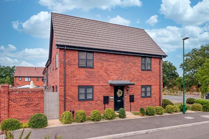 3 Bedroom Semi-Detached House For Sale In Hudson Close, Blythe Valley, Shirley, B90