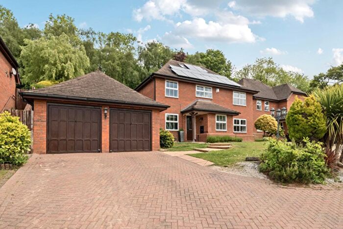 6 Bedroom Detached House For Sale In Chesterton Close, Redditch, B97