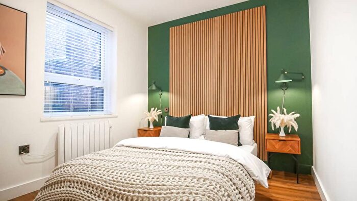 1 Bedroom Flat To Rent In Oldham Street, Manchester, M4