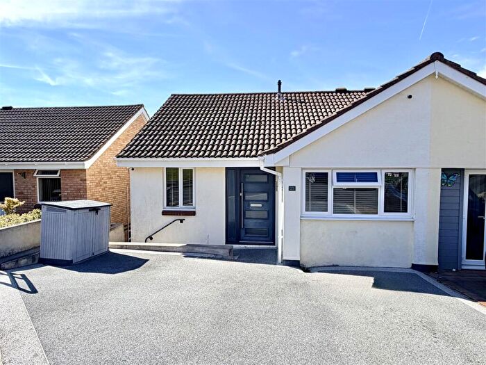 3 Bedroom Semi Detached House For Sale In Staddiscombe, Plymouth, PL9