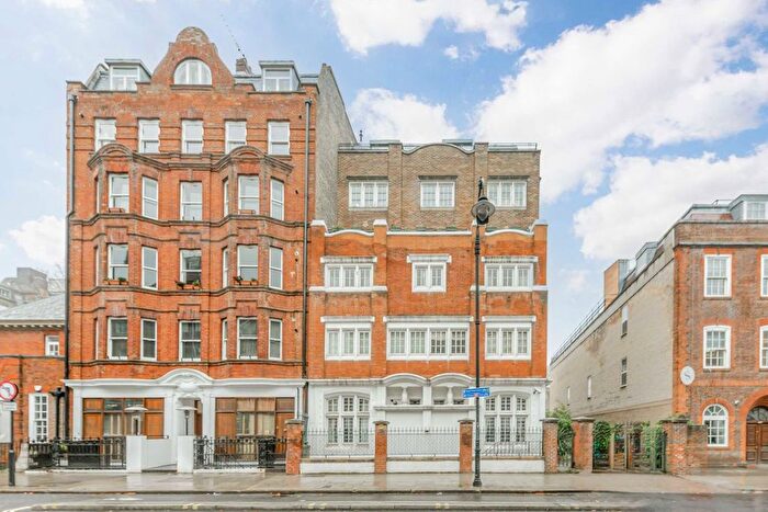 2 Bedroom Flat To Rent In Tavistock Place, Tavistock Place, WC1H