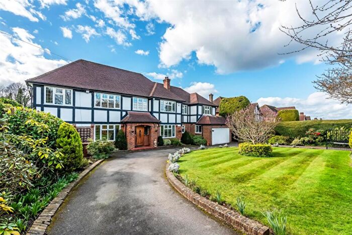 5 Bedroom Detached House For Sale In Golf Side, South Cheam, SM2