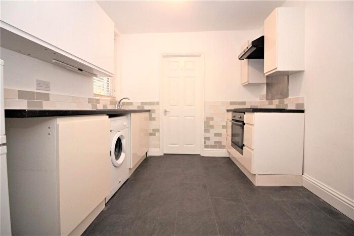 1 Bedroom Flat To Rent In Gurdon Road, London, SE7