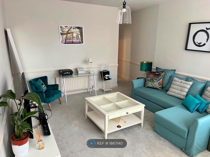 1 Bedroom Flat To Rent In Battersea, London, SW11
