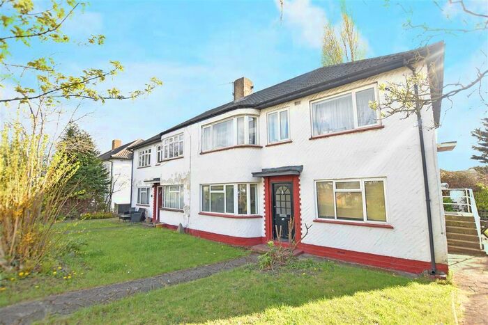 2 Bedroom Maisonette To Rent In Northumberland Gardens, Isleworth, TW7