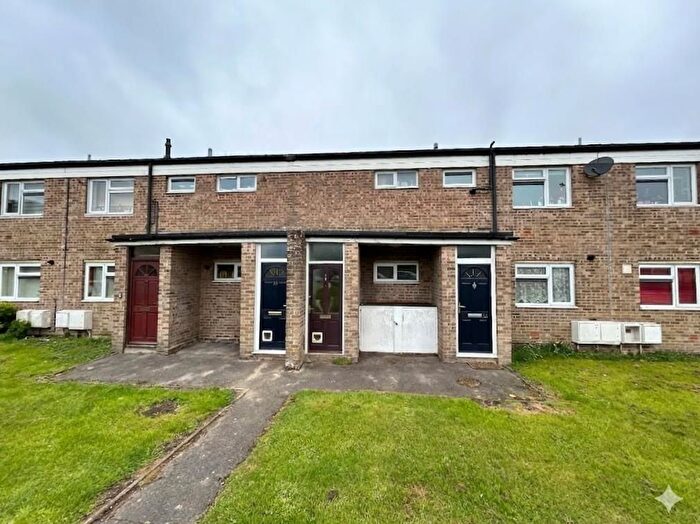 1 Bedroom Flat For Sale In Little Englands, Chippenham, SN15