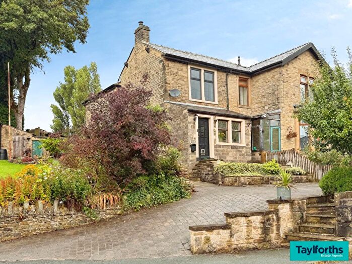 3 Bedroom Semi-Detached House For Sale In Old Lane, Earby, BB18