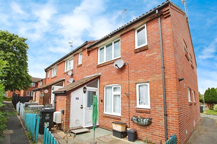 1 Bedroom Maisonette To Rent In Thornford Drive, Westlea, Swindon, SN5