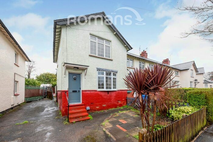 2 Bedroom End Of Terrace House To Rent In Morland Road, Aldershot, GU11