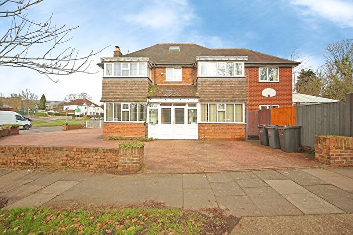 5 Bedroom Detached House For Sale In Chesterwood Road, Birmingham, West Midlands, B13