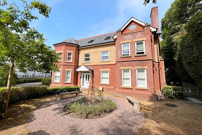 2 Bedroom Flat To Rent In Bournemouth, BH1