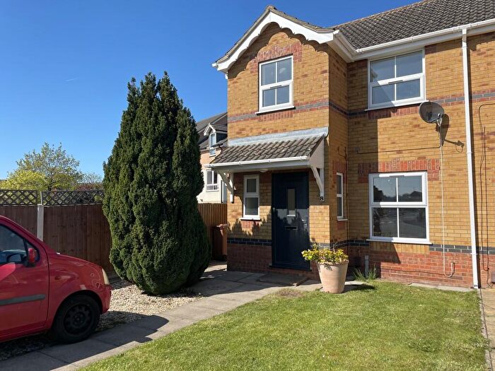 3 Bedroom Semi Detached House For Sale In Gresley Drive, Lincoln, LN6