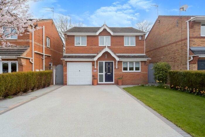4 Bedroom Detached House For Sale In Hawthorn Grove, Biddulph, Stoke-on-Trent, Staffordshire, ST8