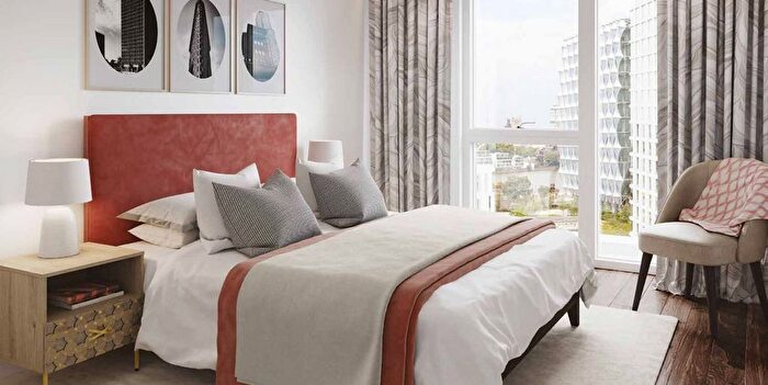 2 Bedroom Flat To Rent In Lanchester Way, London, SW11