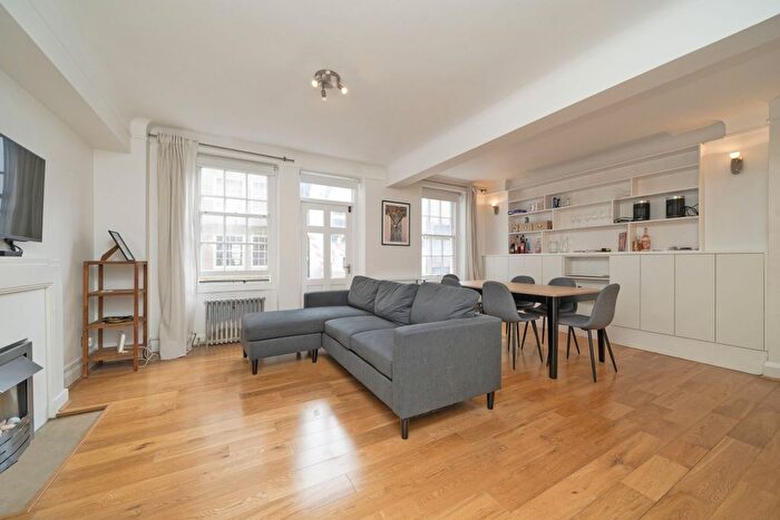 2 Bedroom Flat For Sale In Gloucester Place, NW1