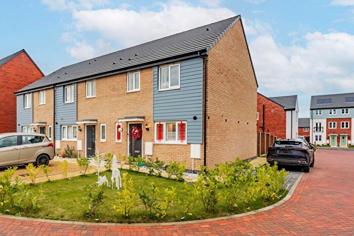 3 Bedroom End Terrace House For Sale In Saxon Road, Rackheath, NR13