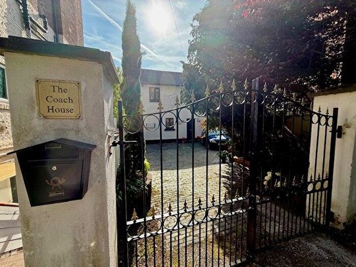 2 Bedroom Property To Rent In Caroline Place, Prenton, CH43