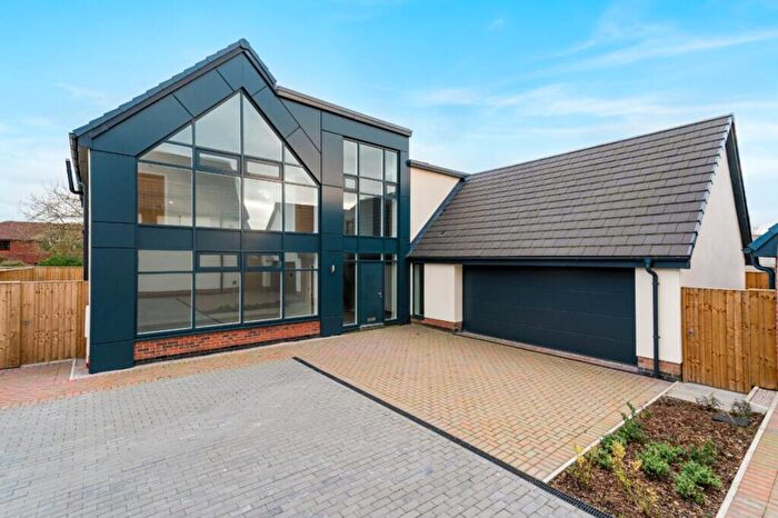 4 Bedroom Detached House To Rent In Boars Head Place, Barton, PR3