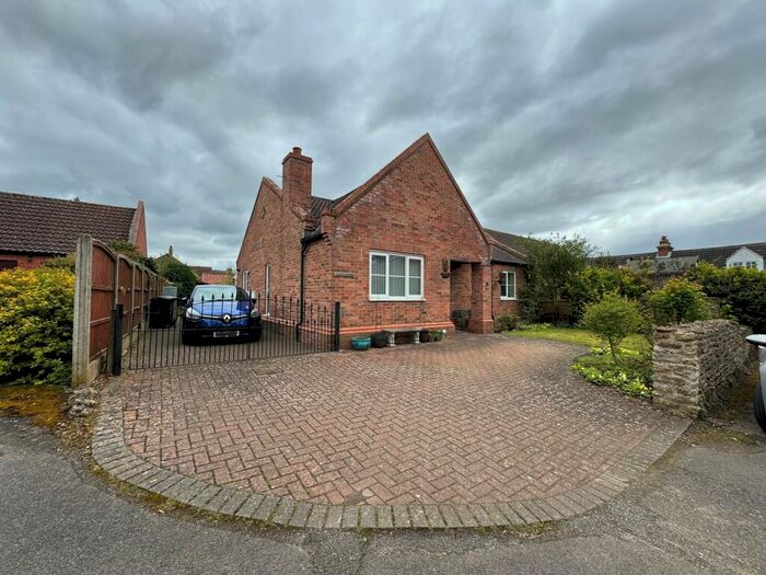 3 Bedroom Bungalow To Rent In Green Street, Great Gonerby, Grantham, NG31