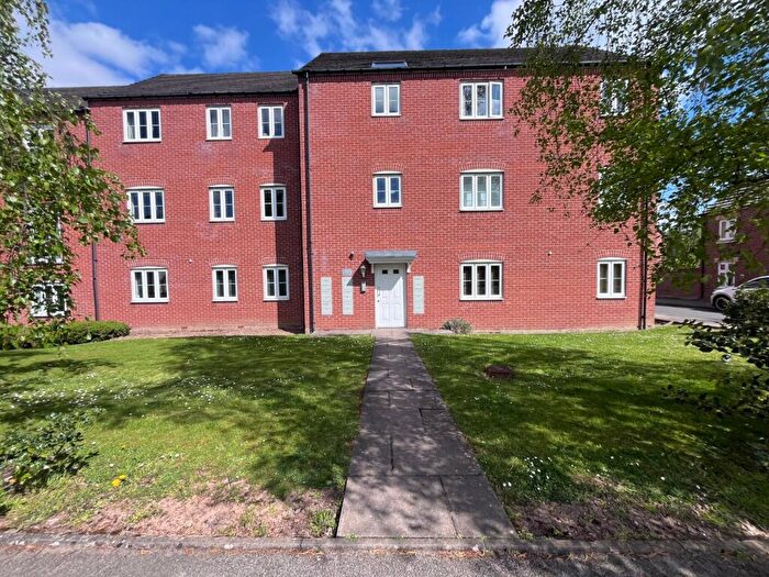 2 Bedroom Flat To Rent In Wharf Lane, Solihull, West Midlands, B91