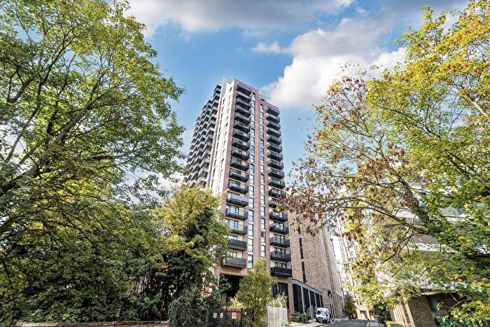 1 Bedroom Flat For Sale In North End Road, Wembley Park, HA9