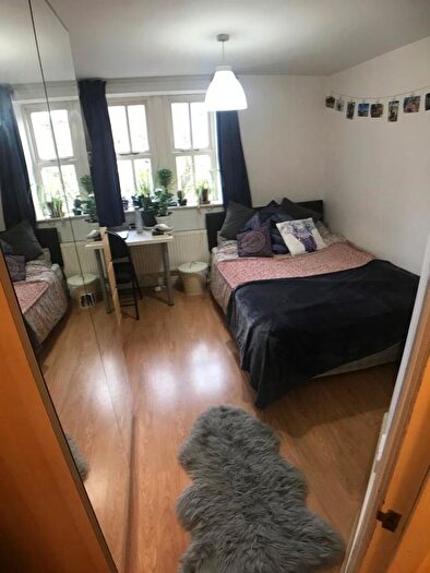 2 Bedroom Flat To Rent In Bed – Maple Gardens, , Wilmslow Road, Withington, M20