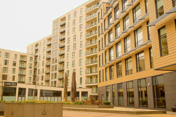 2 Bedroom Flat To Rent In Nankeville Court, Woking, GU22