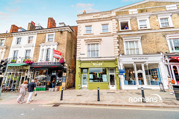 1 Bedroom Flat To Rent In Jewry Street, Winchester, SO23