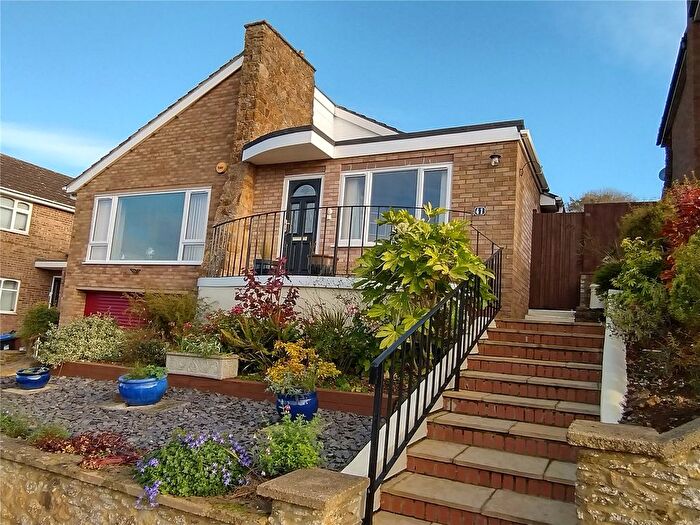 3 Bedroom Bungalow For Sale In The Fairway, Daventry, Northamptonshire, NN11