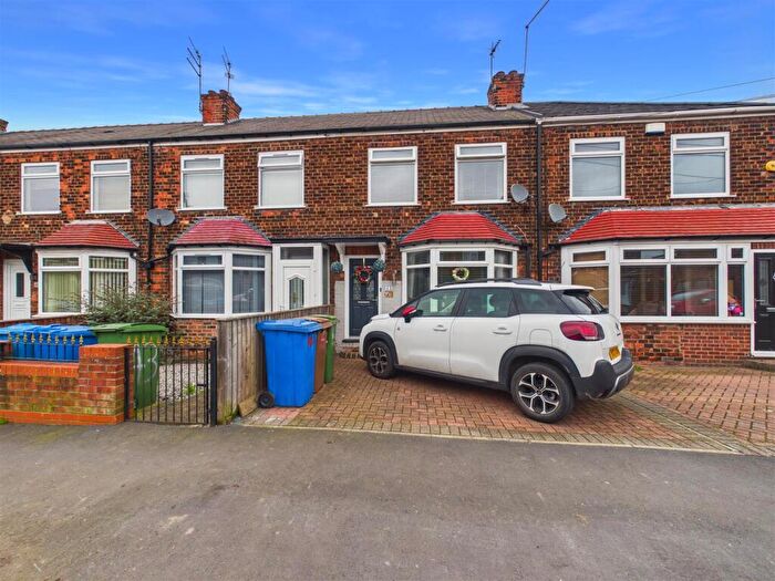 2 Bedroom Terraced House For Sale In Cambridge Road, Hessle, HU13