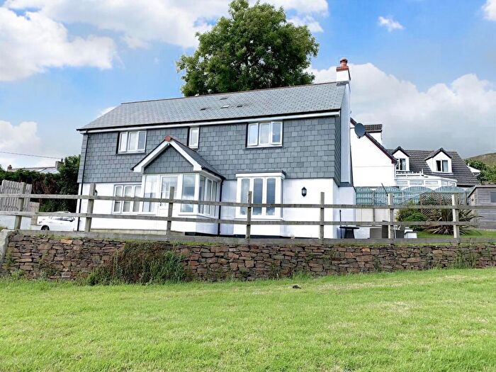 4 Bedroom Detached House To Rent In School Hill, High Street, St. Austell, PL26