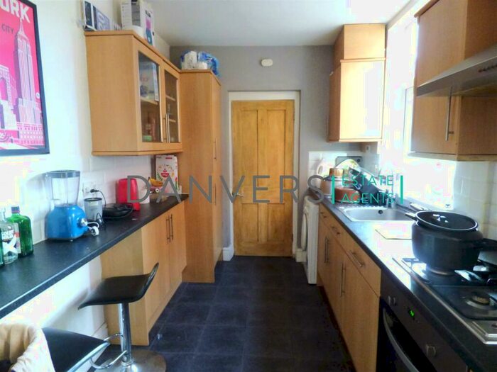 4 Bedroom Terraced House To Rent In Noel Street, Leicester, LE3