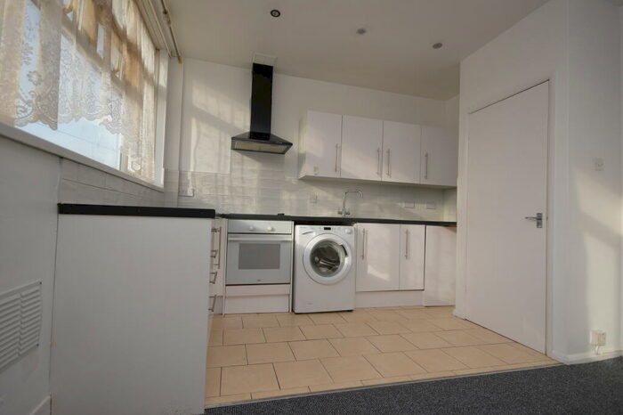 1 Bedroom Flat To Rent In Wood Street, Kettering, NN16