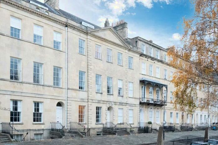 2 Bedroom Flat To Rent In Portland Place, Bath, BA1