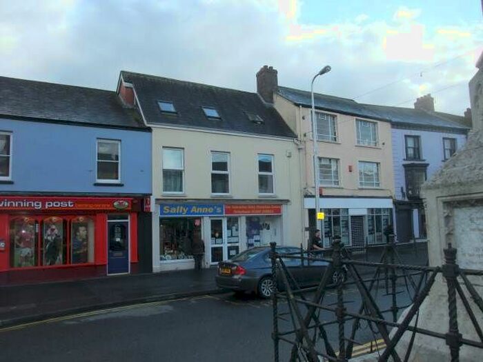 2 Bedroom Flat To Rent In Lammas Street, Carmarthen, Carmarthenshire, SA31
