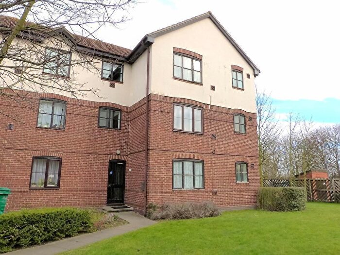 Studio For Sale In Caroline Place, Harlington, UB3