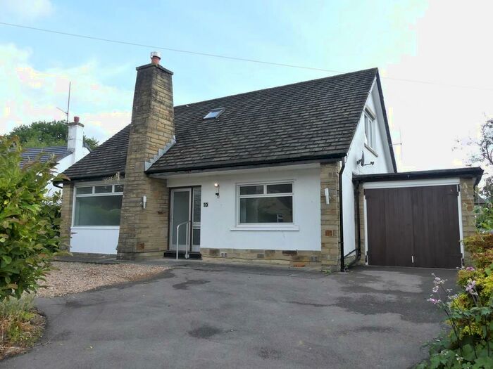 3 Bedroom Detached House To Rent In Park Crescent, Addingham, LS29