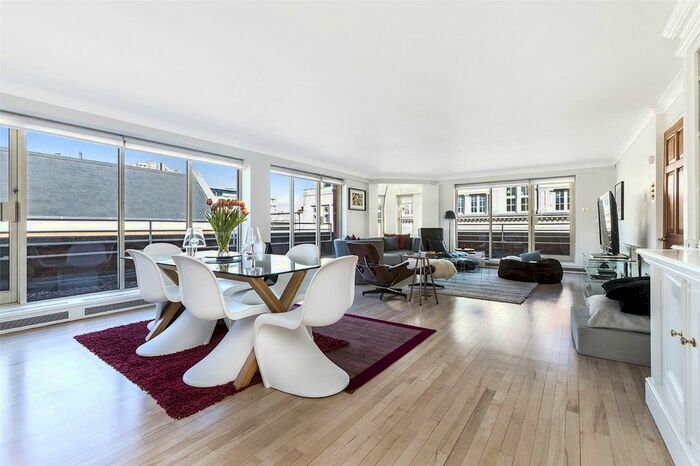 3 Bedroom Flat To Rent In Drury Lane, London, WC2B