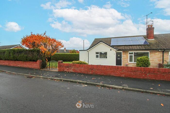 3 Bedroom Semi-Detached Bungalow For Sale In Pine Hall Road, Barnby Dun, Doncaster, DN3