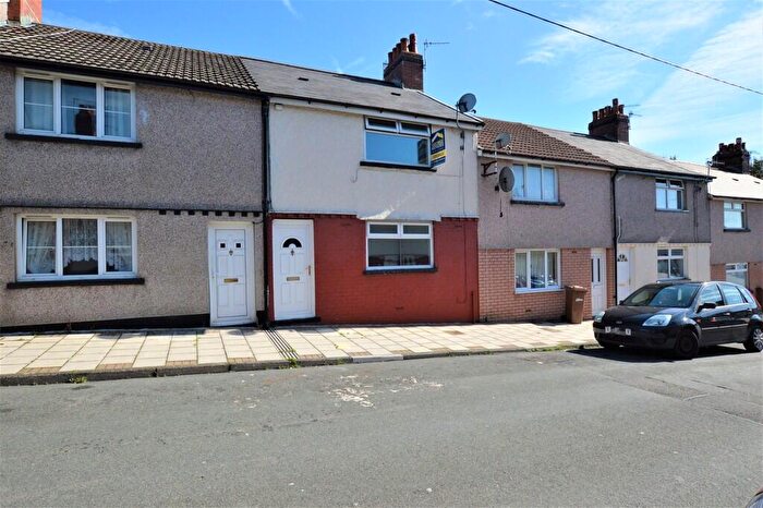 3 Bedroom Terraced House To Rent In Greys Crescent, Tir-y-berth, Hengoed, CF82