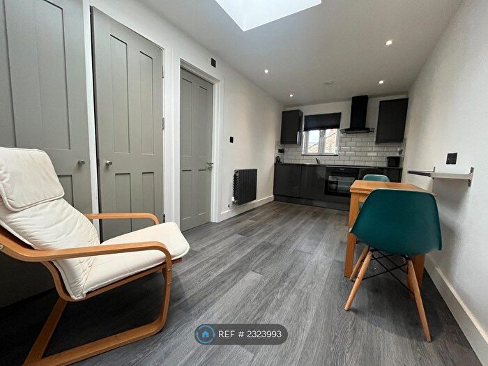 1 Bedroom Terraced House To Rent In Clonmell Road, London, N17