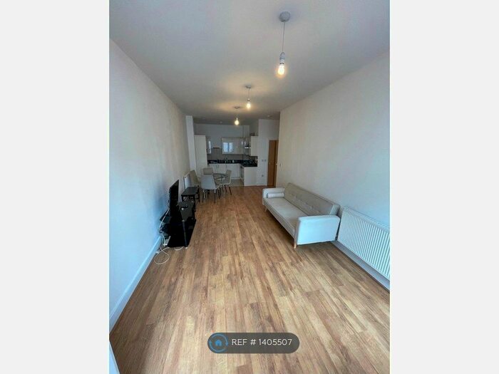 1 Bedroom Flat To Rent In Monks Way, London, NW11