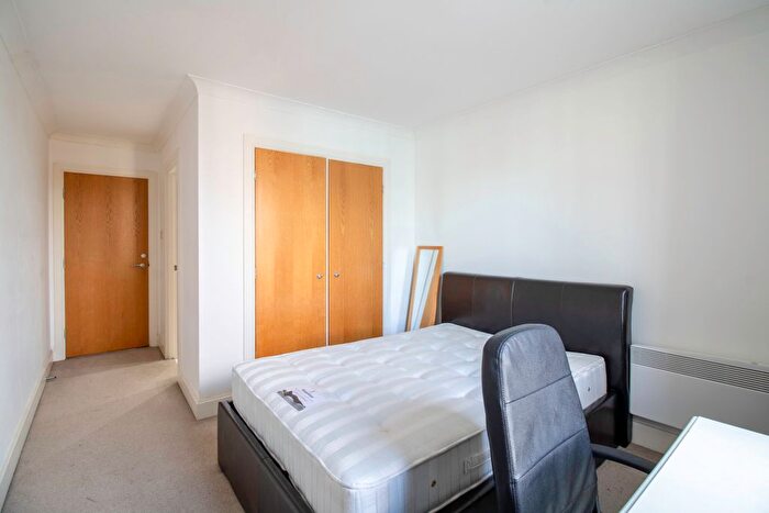 2 Bedroom Flat To Rent In Merchants Quay, East Street, Leeds, LS9