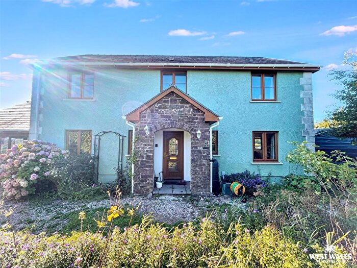 4 Bedroom Detached House For Sale In Uplands, Carmarthen, SA32