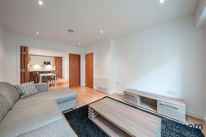 1 Bedroom Apartment For Sale In Croft House, Heritage Avenue, London, NW9
