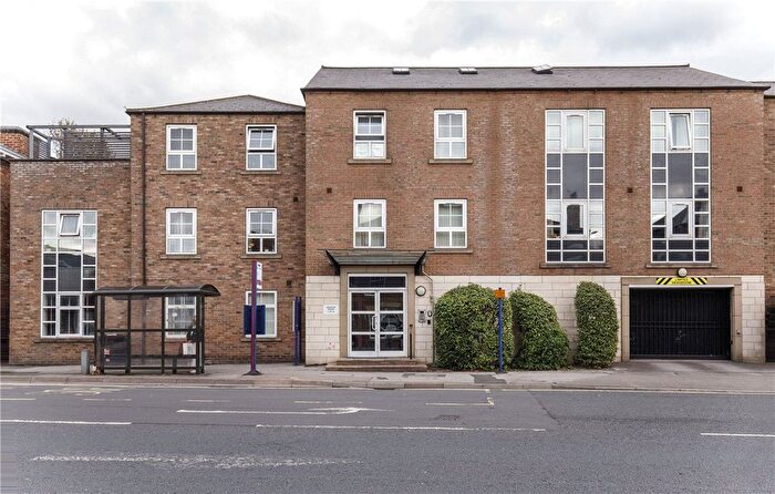 2 Bedroom Flat To Rent In Fawcett Street, York, North Yorkshire, YO10