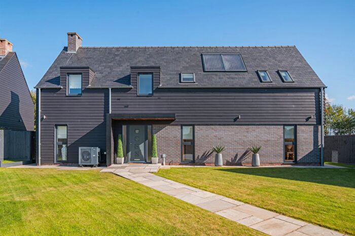 4 Bedroom Detached House For Sale In The Old Mushroom Farm, Hereford, Herefordshire, HR2