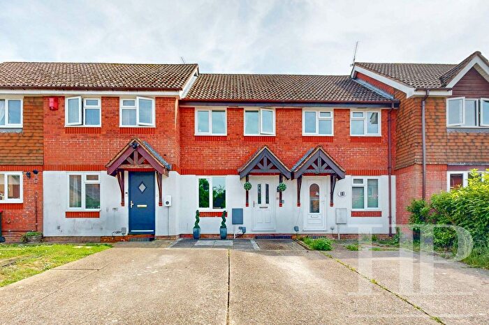 2 Bedroom Terraced House For Sale In Berkeley Close, Crawley, RH11