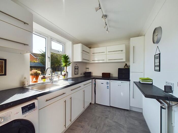 4 Bedroom Detached House For Sale In Vokes Close, Little Billing, Northampton, NN3